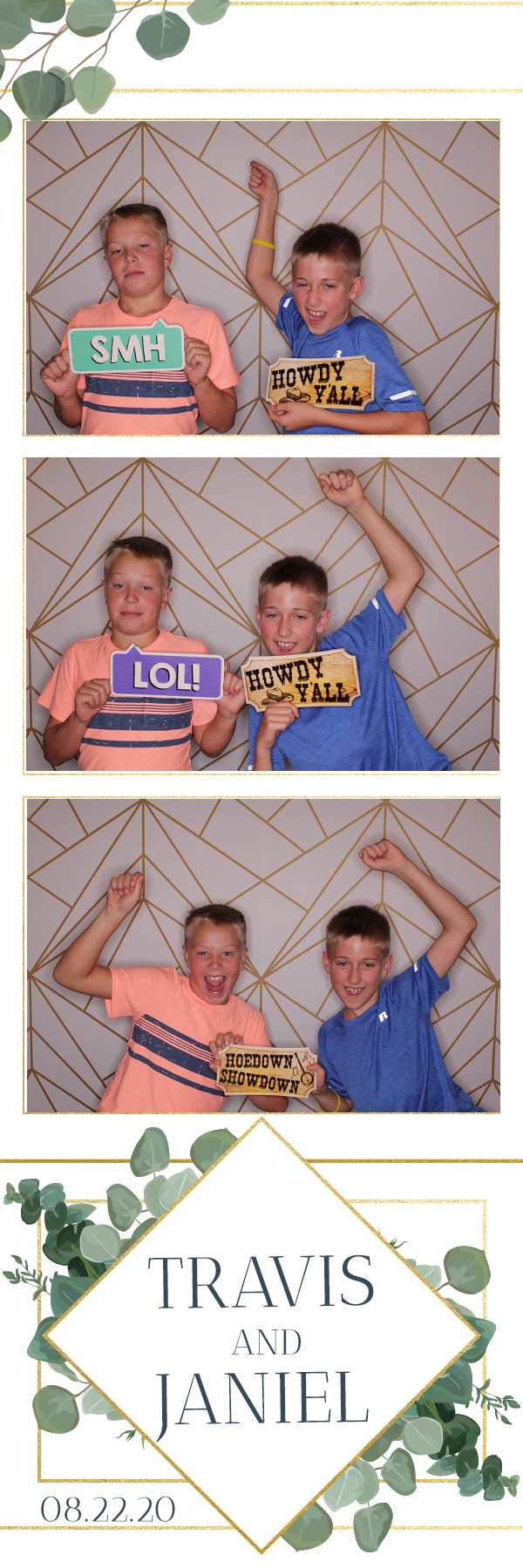 Jacquie & Dennis’ Wedding | View more photos from the event at gallery.photoboothbillings.com/u/PhotoBoothBillings/Jacquie-Dennis’-Wedding-0